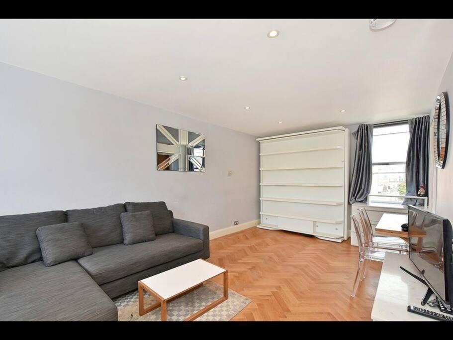 Amazing Apartment Central London Near Tube Station Екстер'єр фото